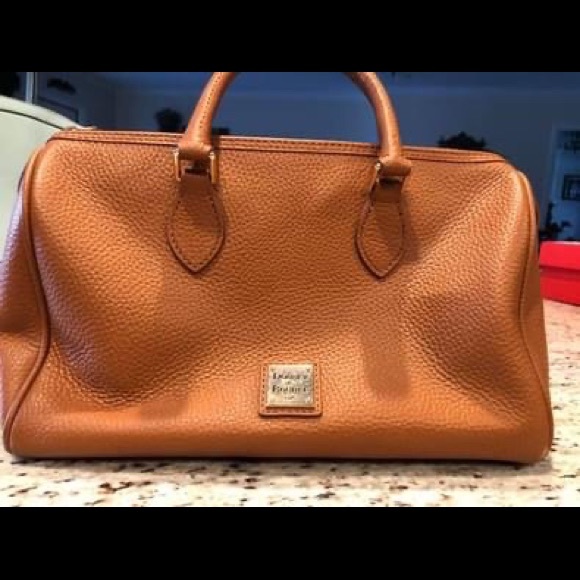 Dooney & Bourke - Picture 1 of 6